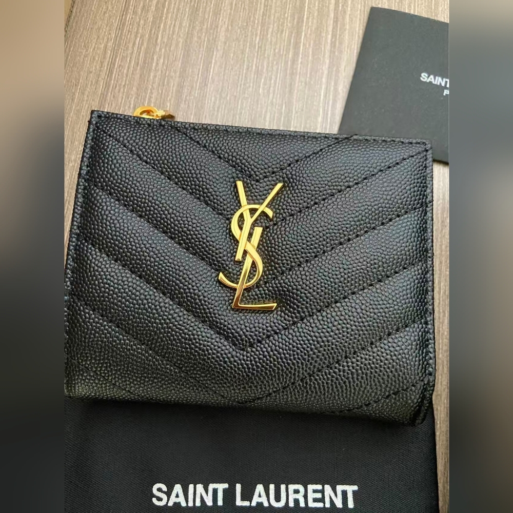 Yves Saint Laurent CASSANDRE MATELASSÉ bi-fold wallet in grain de poudre leather